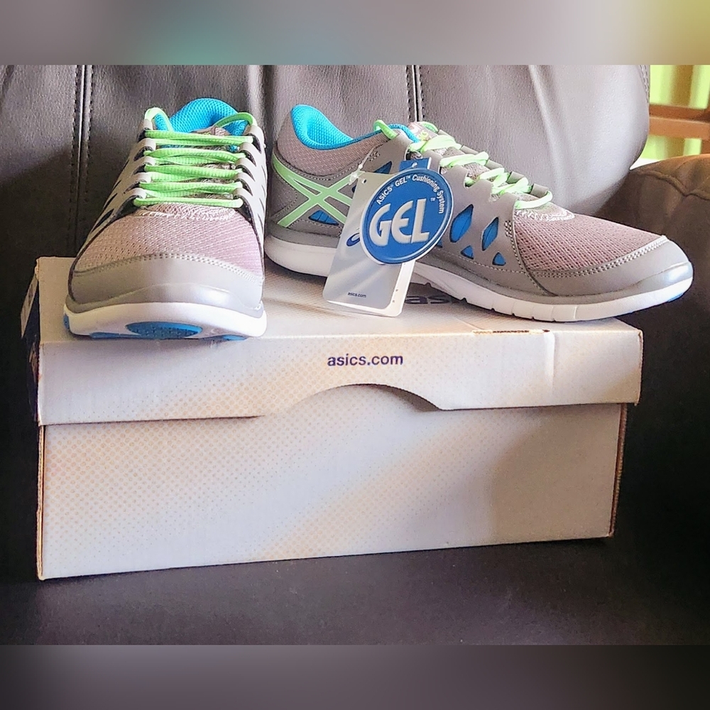 ASICS Women's GEL-Fit Tempo 2 Fitness Shoes Size 8.5 - NWT